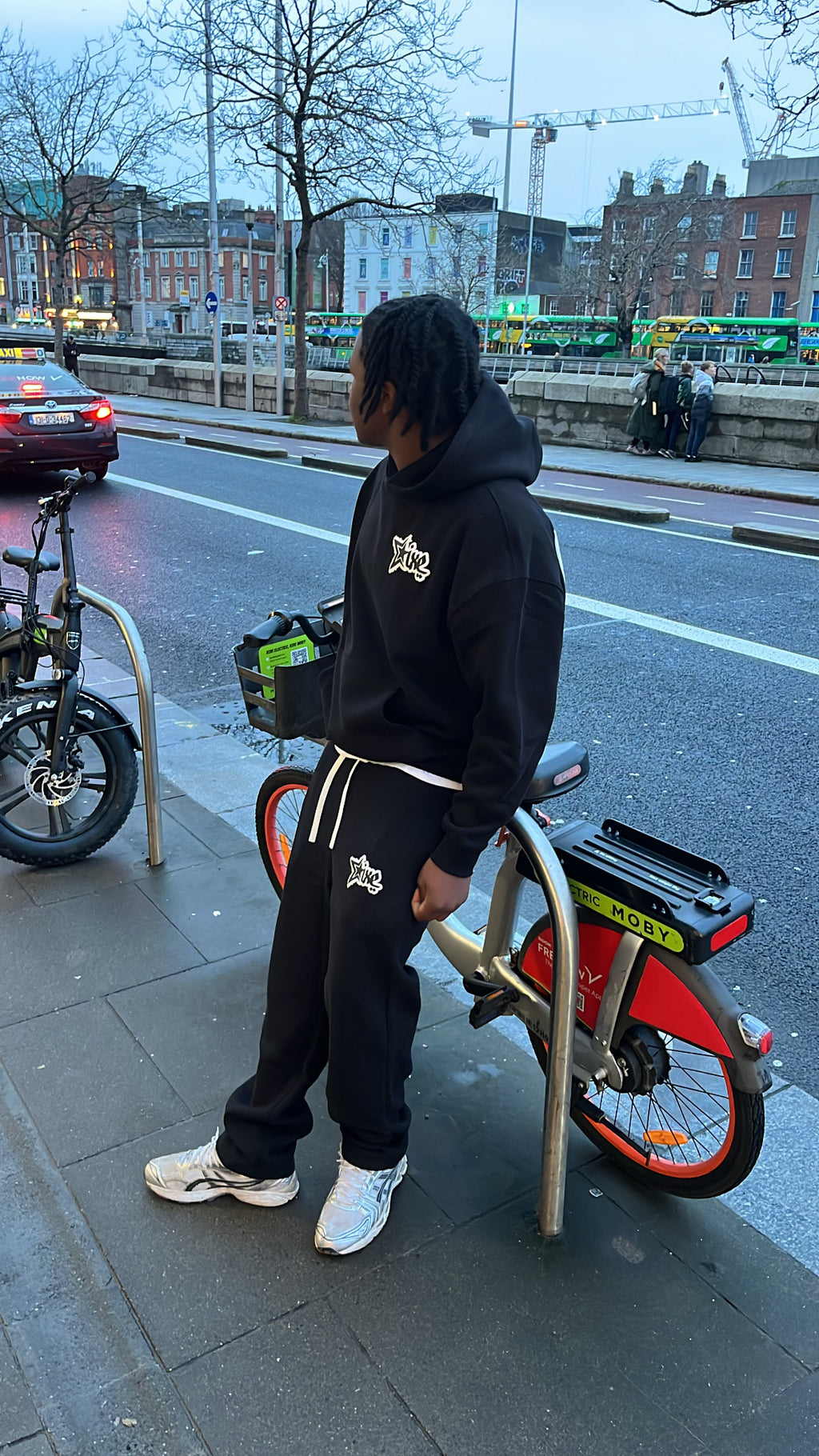 XIXE R-01 TRACKSUIT