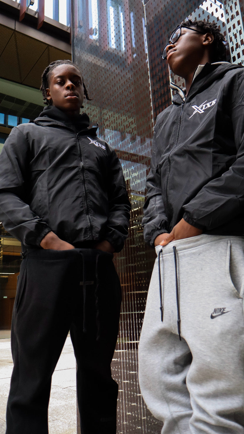 XIXE LIGHTWEIGHT WINDBREAKER